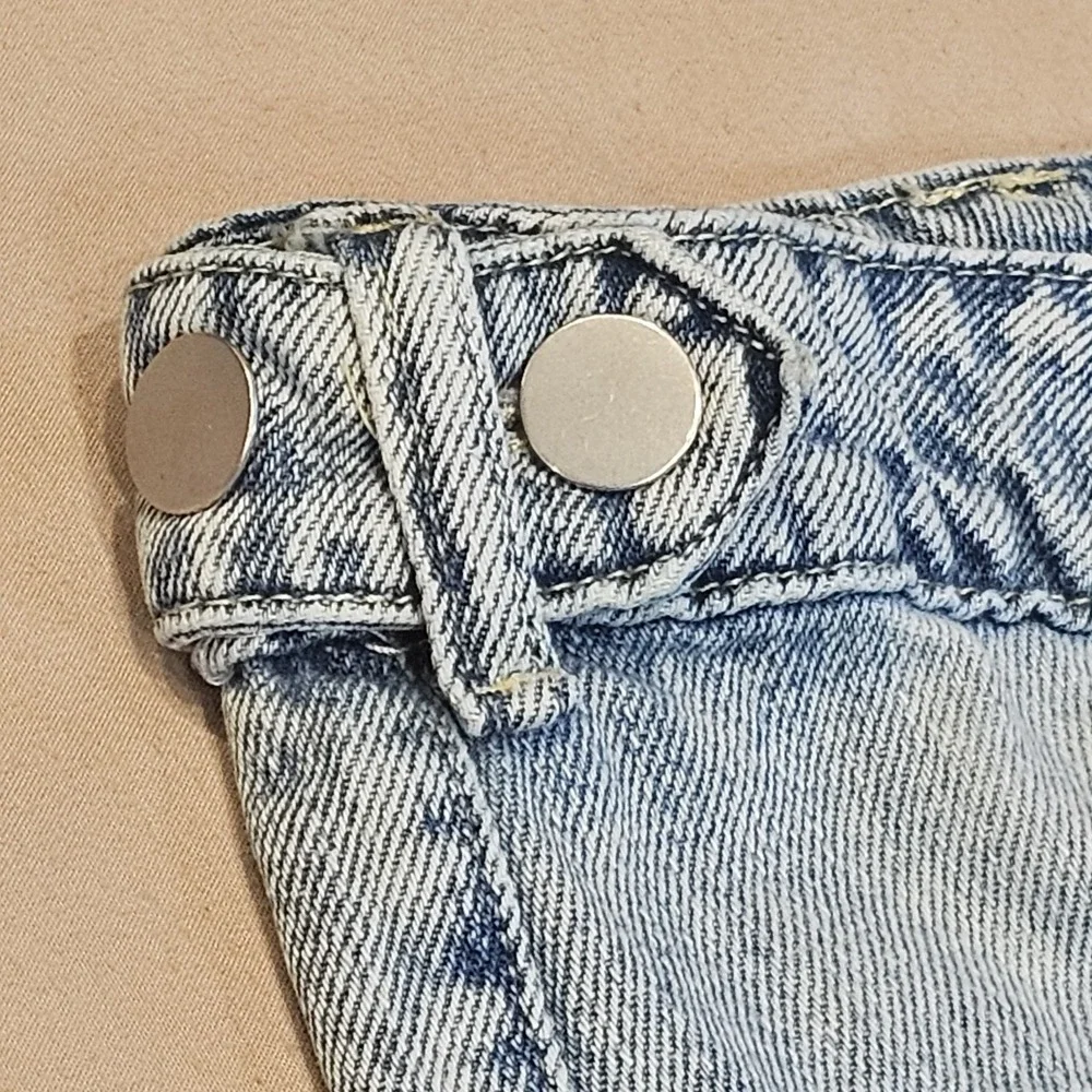 Bibi Wide Leg Light Wash Womens Jeans Button Fly High-Rise Large/‎ Waist 32